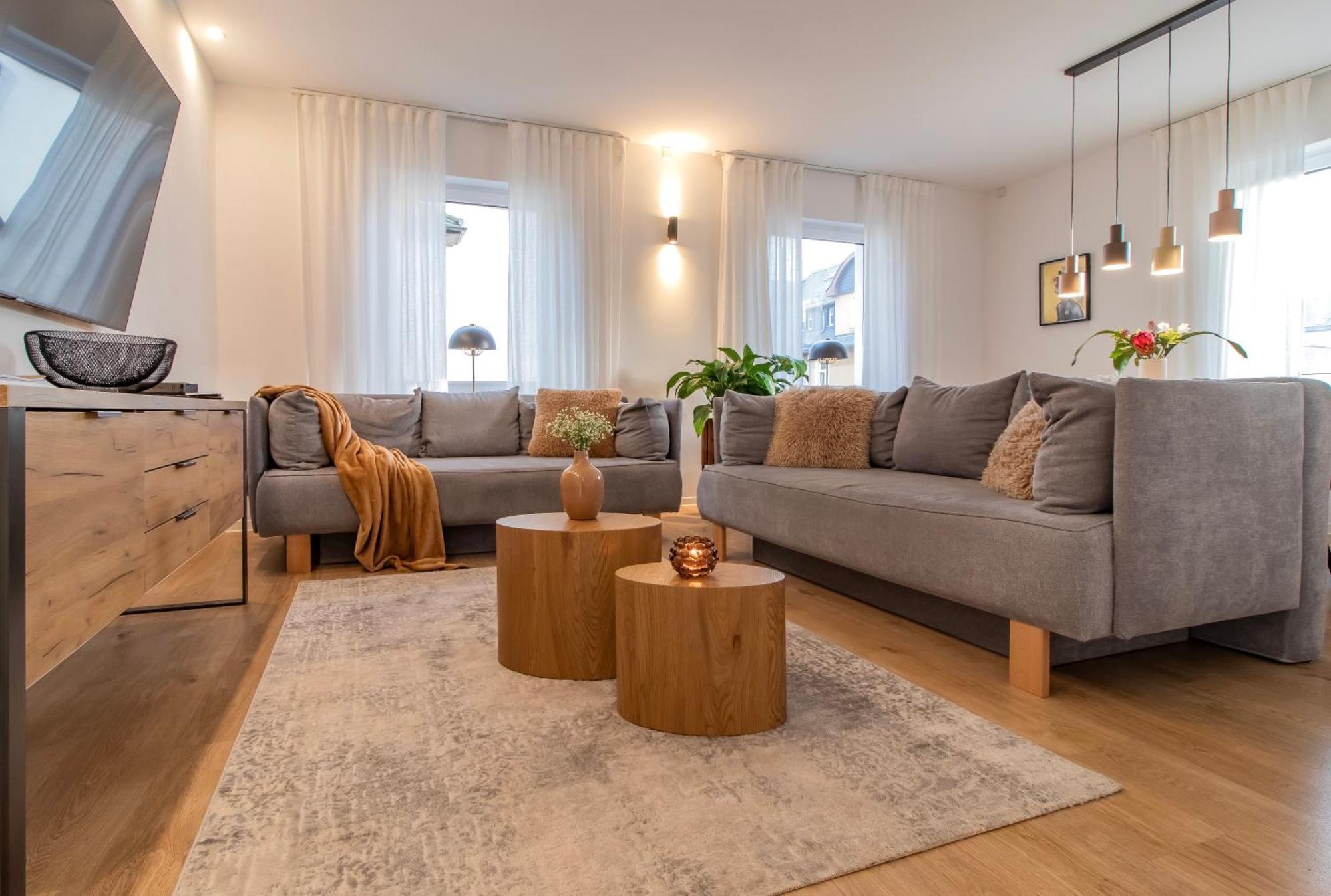 Stilvolles City-Apartment I Netflix I Wlan L Stellplatz I Zentral Schwarzenberg  Exterior foto